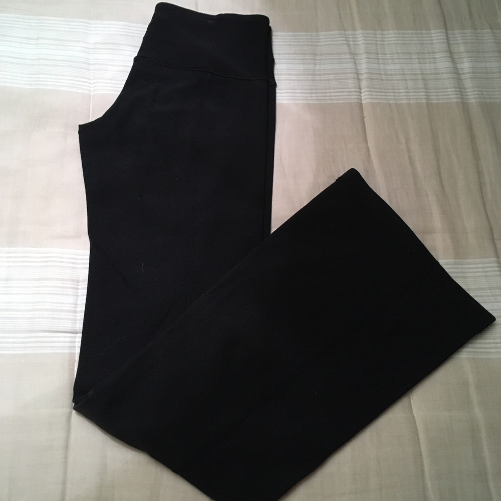 Lululemon yoga pants